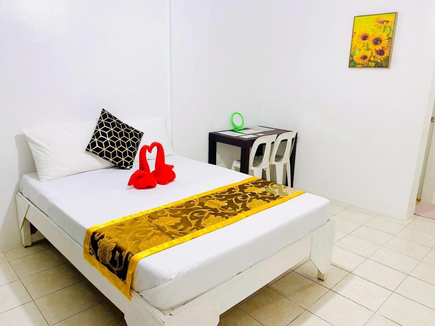 Glo'S Space Boracay Dmall By Tripzyfun Balabag  Buitenkant foto