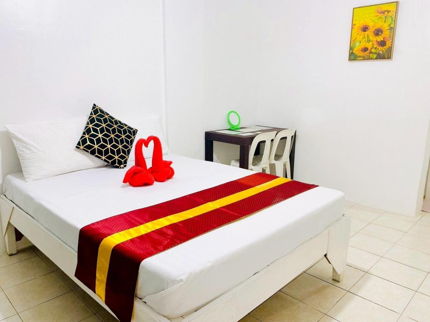Glo'S Space Boracay Dmall By Tripzyfun Balabag  Buitenkant foto